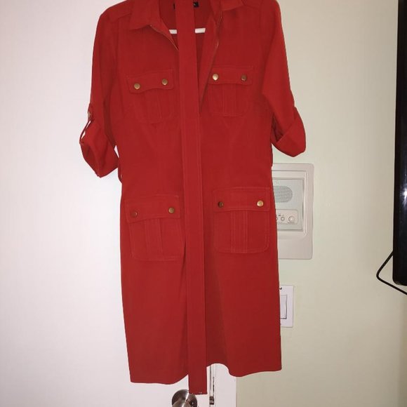 Orange Dress with front zipper - Picture 2 of 2